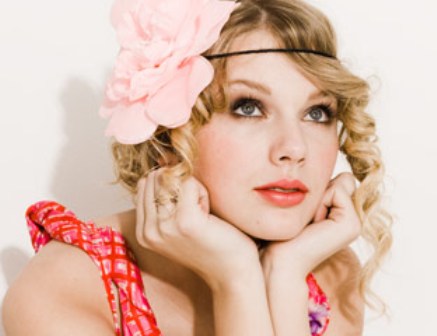 Taylor Swift Seventeen Stunning » taylor-swift-seventeen-magazine