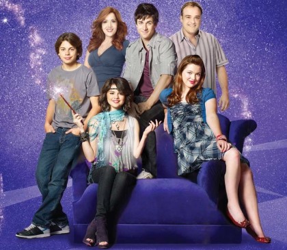 David Henrie has announced on his twitter account that the Wizards of